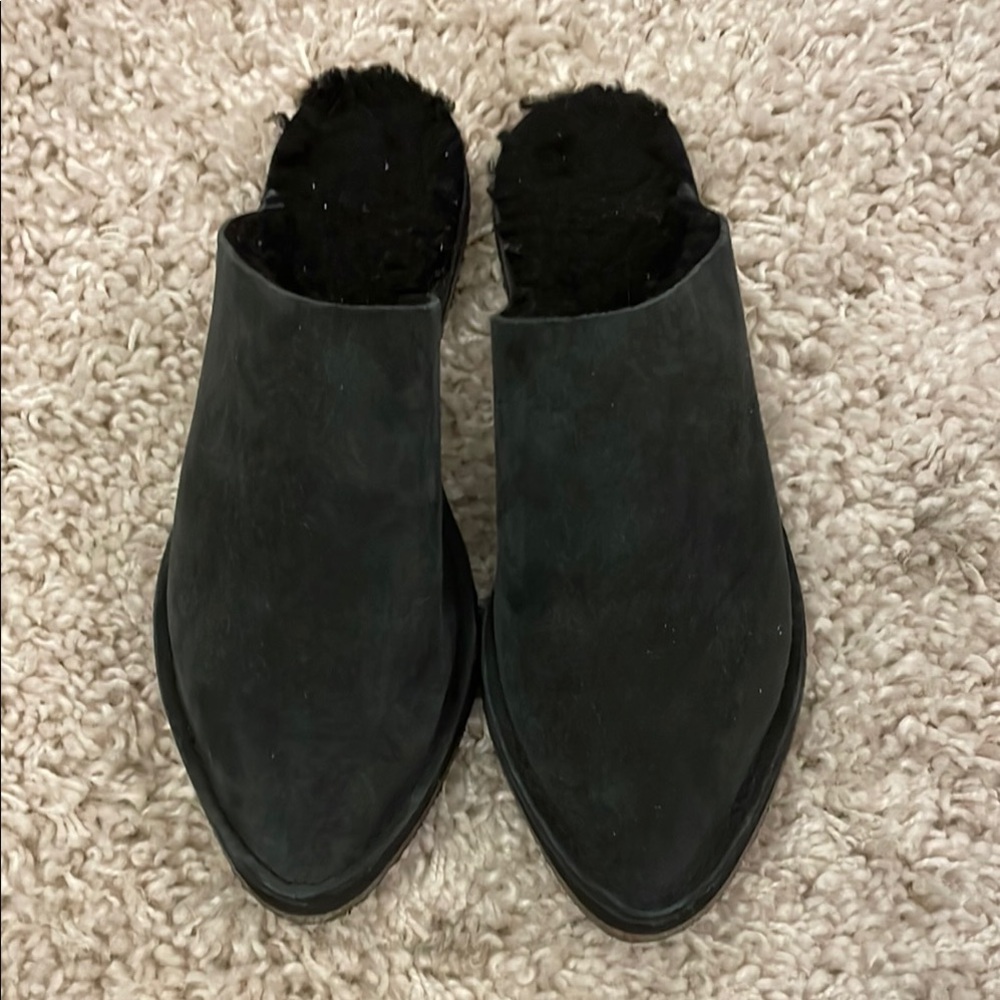 Free people Women's Black Mules  size 7